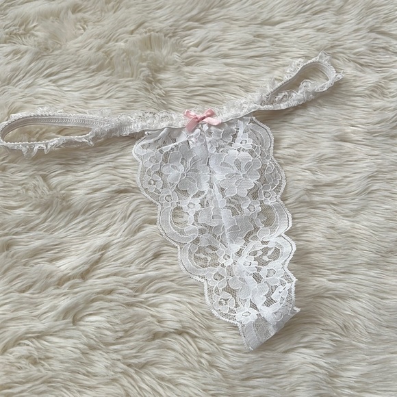 Vintage Frederick’s of Hollywood Thong - Picture 2 of 5